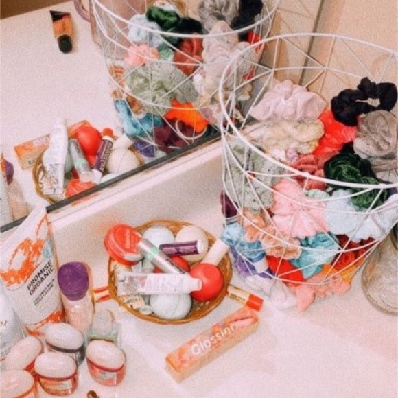 Medium VSCO girl mystery box🤩 - Picture 8 of 12